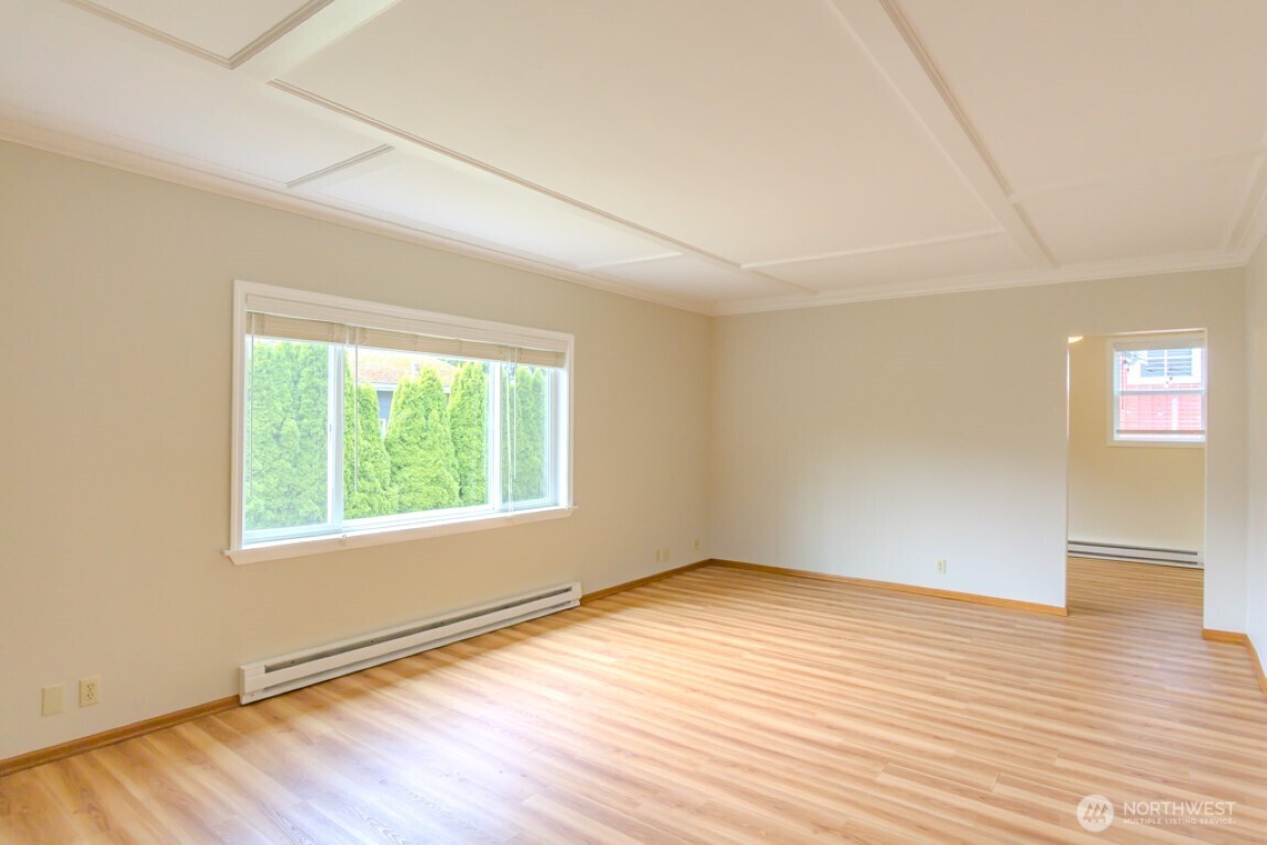 9017 5th Avenue Property Photo 3