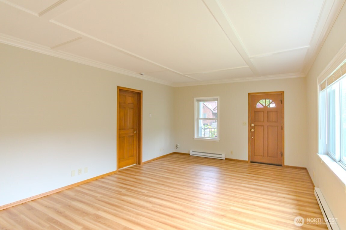 9017 5th Avenue Property Photo 7