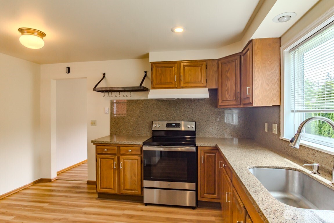 9017 5th Avenue Property Photo 12
