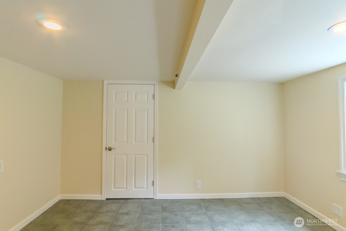9017 5th Avenue Property Photo 21