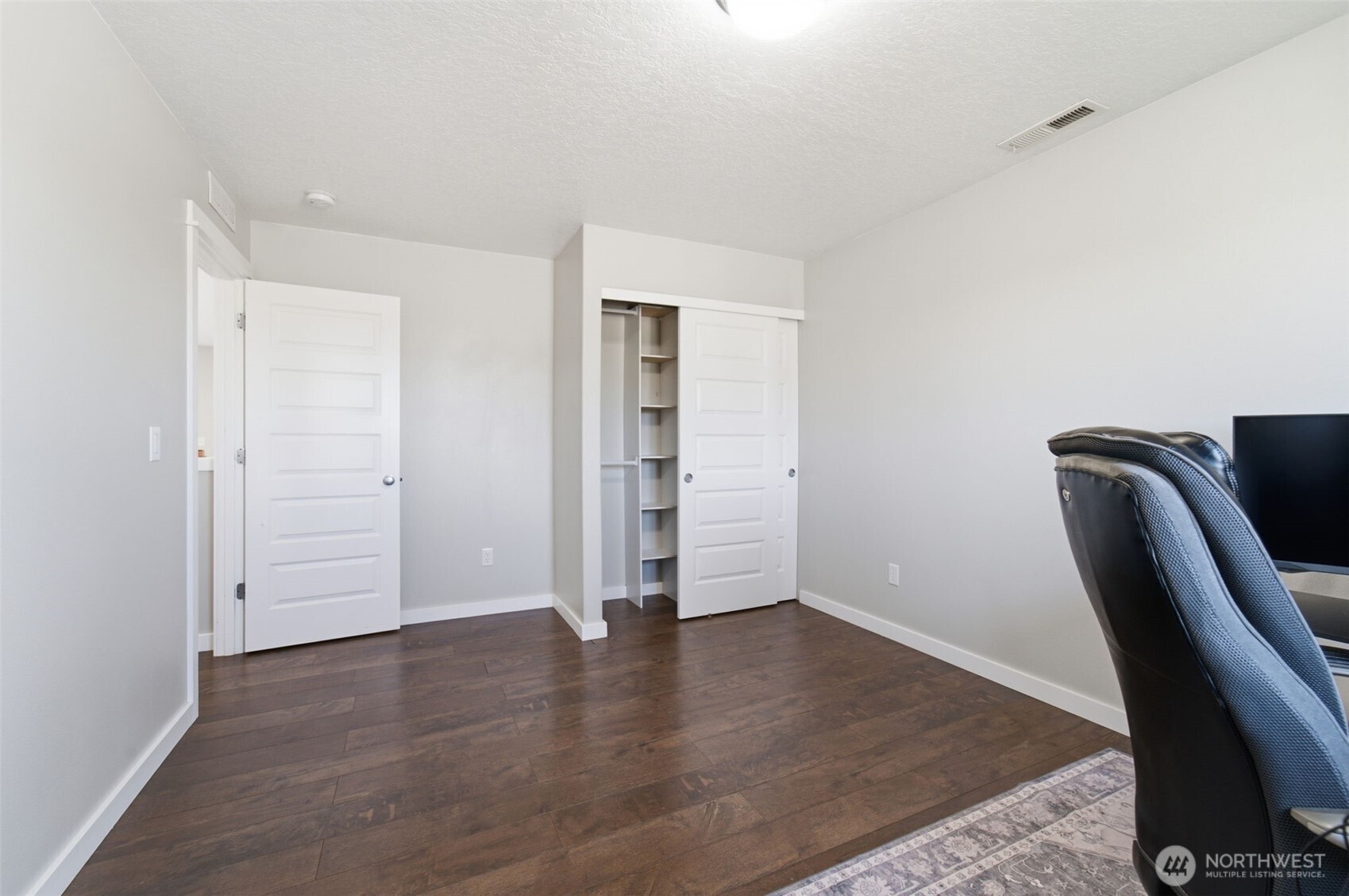 6313 Balmoral Court Property Photo 27