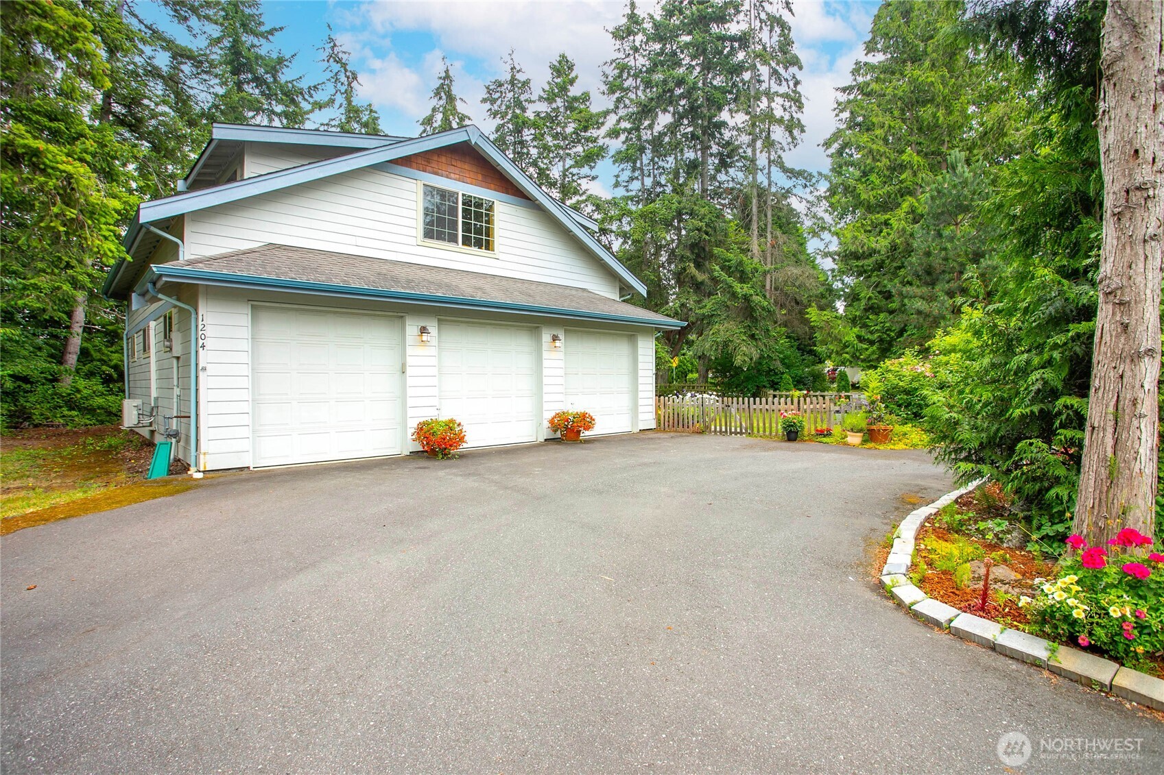 1204 Hughes Avenue Property Photo 2
