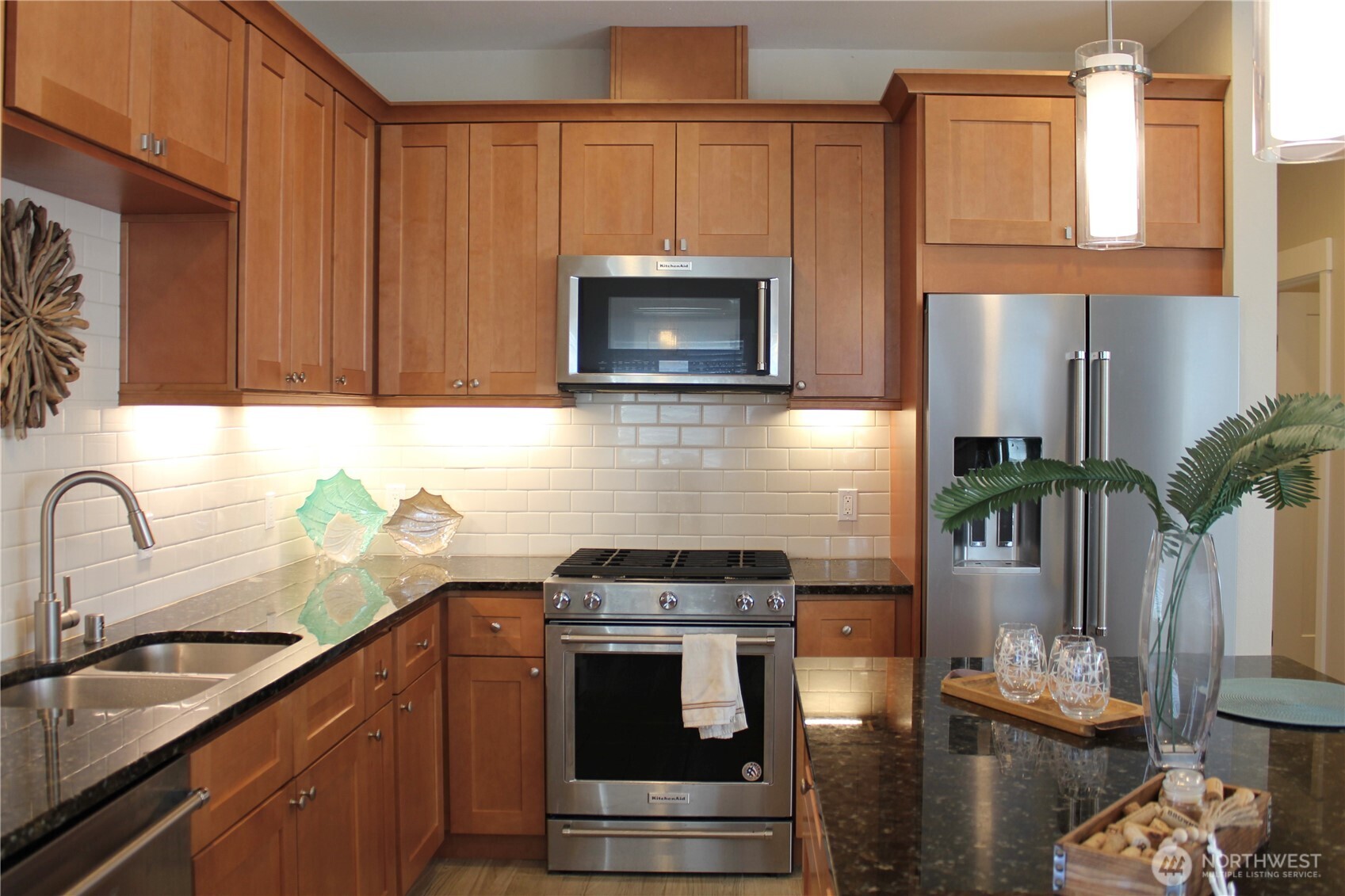 1439 Diamond Head Avenue Property Photo 7
