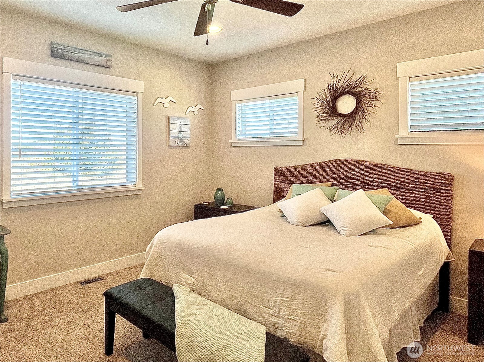 1439 Diamond Head Avenue Property Photo 14