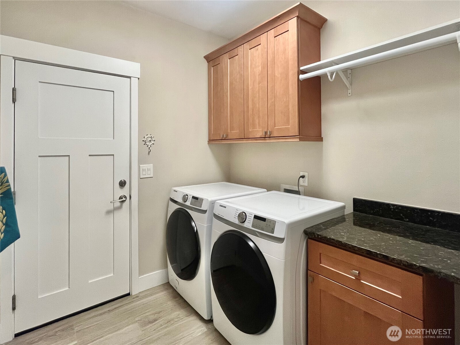 1439 Diamond Head Avenue Property Photo 23