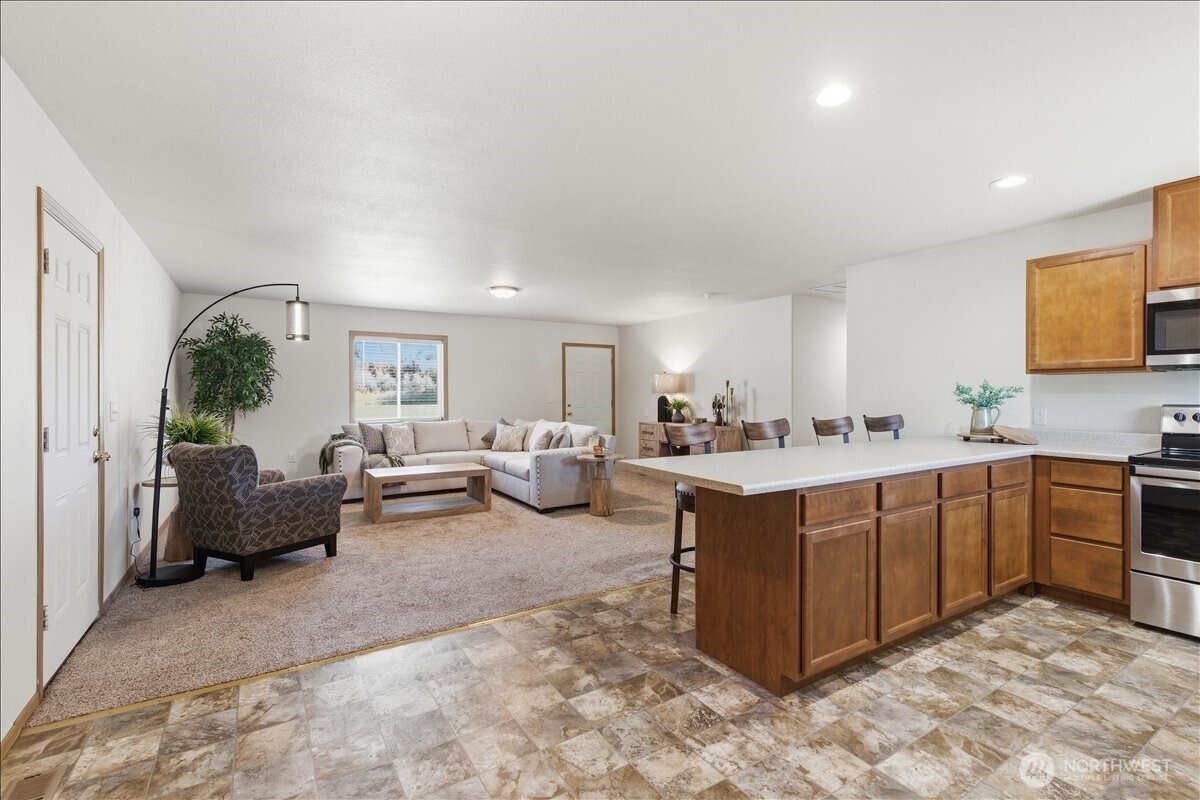 109 C Street Property Photo 11