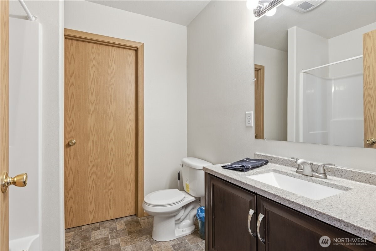 109 C Street Property Photo 13