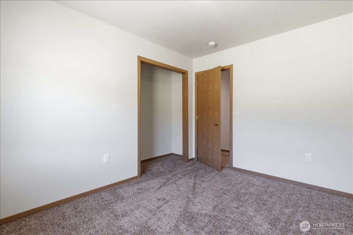 109 C Street Property Photo 17