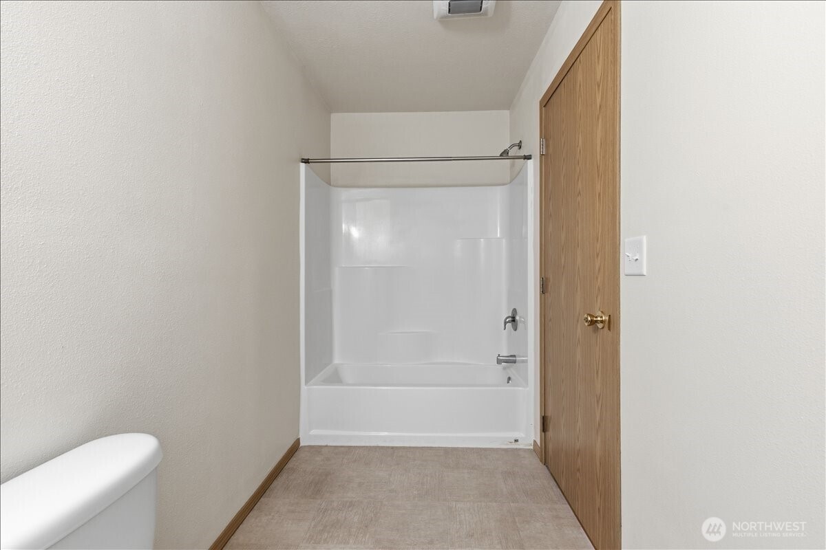 109 C Street Property Photo 25