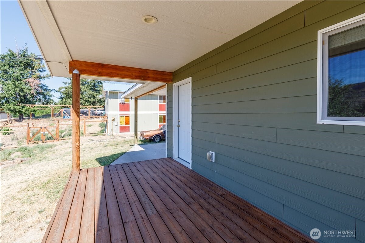 109 C Street Property Photo 33