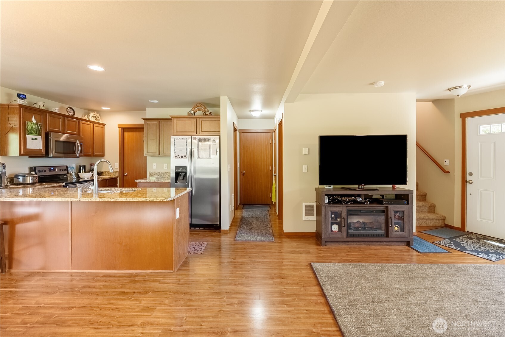 4610 Elmwood Drive Property Photo 14