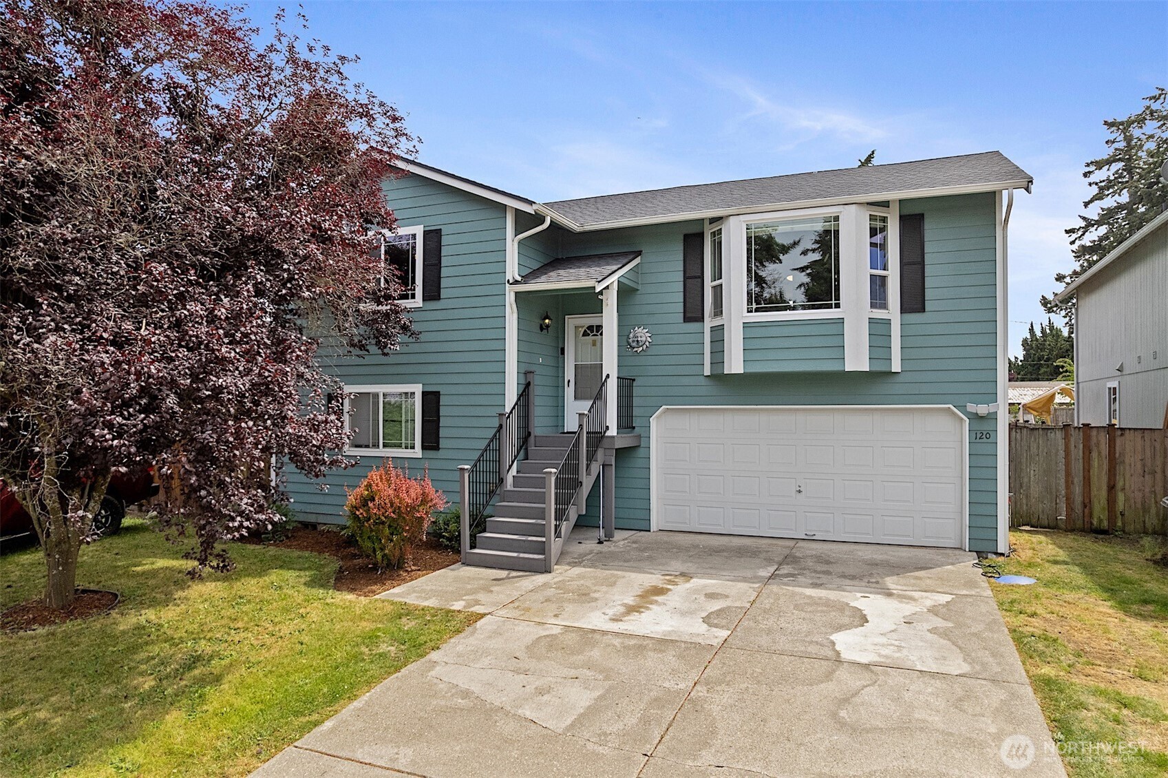 120 165th Street Property Photo 1