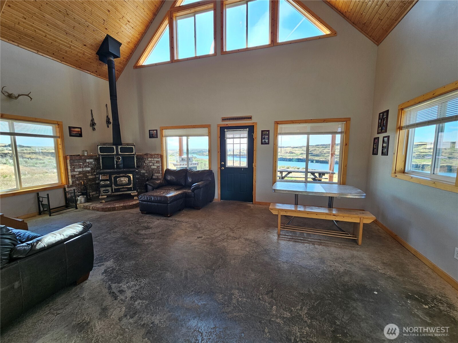 24414 Seven Springs Dairy Road Property Photo 6