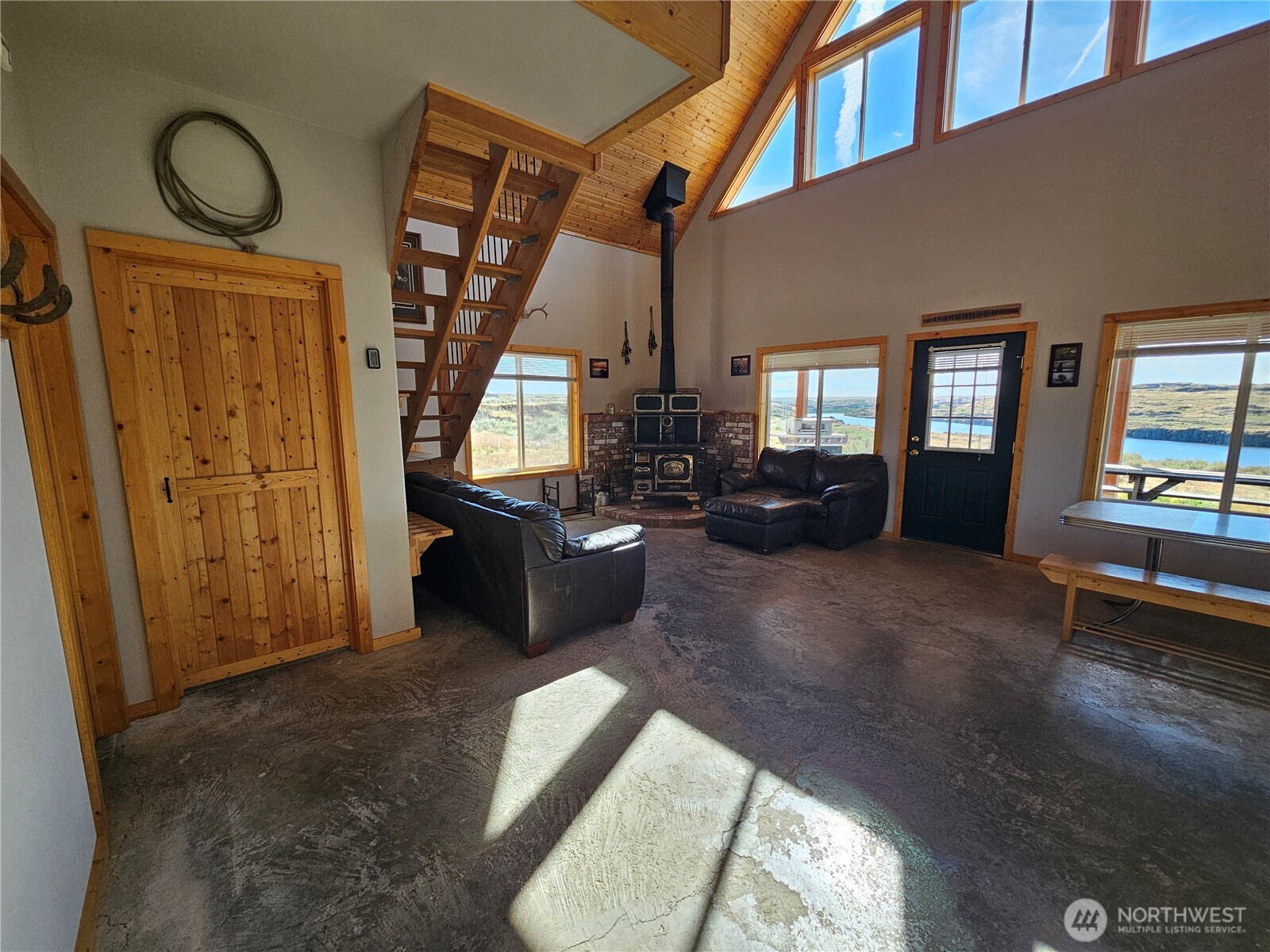 24414 Seven Springs Dairy Road Property Photo 8