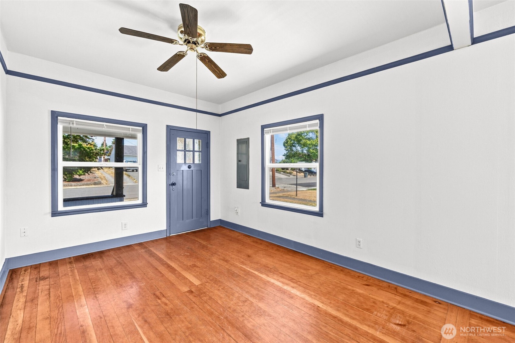 3614 24th Street Property Photo 3