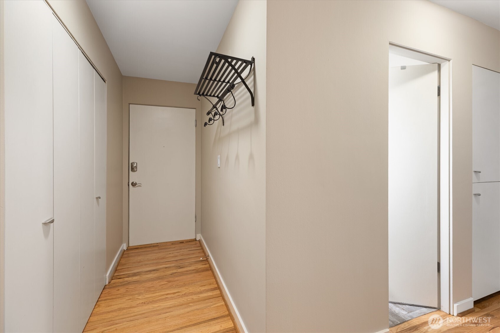 330 W Olympic Place 407 Property Photo 14