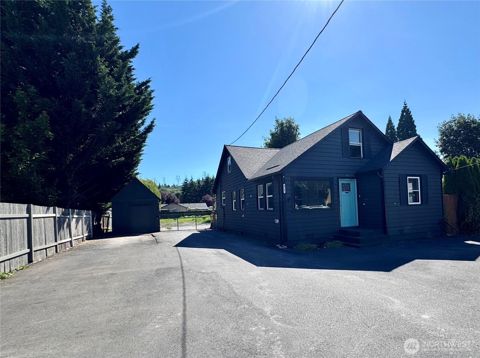 4727 Ocean Beach Highway Property Photo 1
