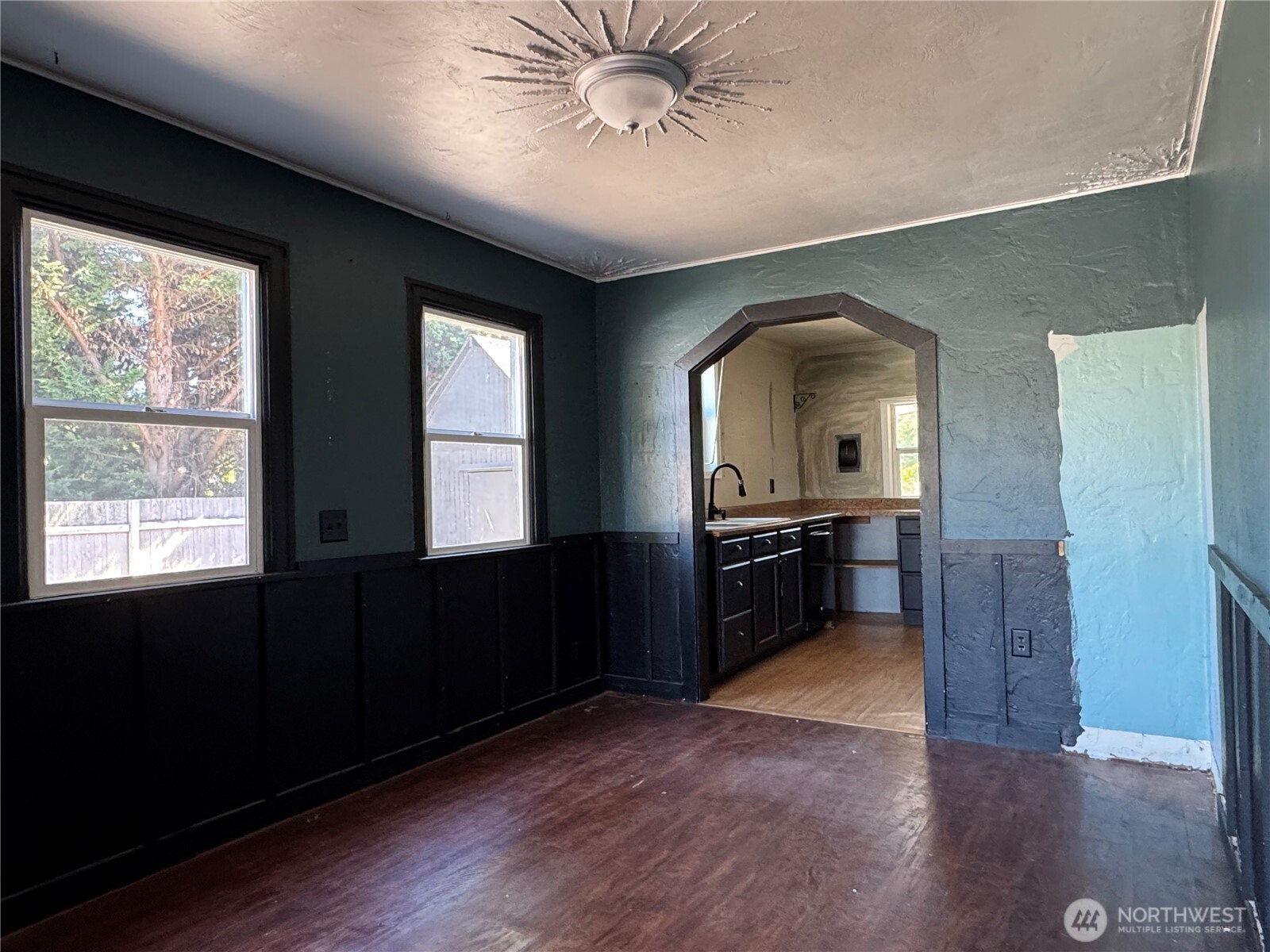 4727 Ocean Beach Highway Property Photo 4