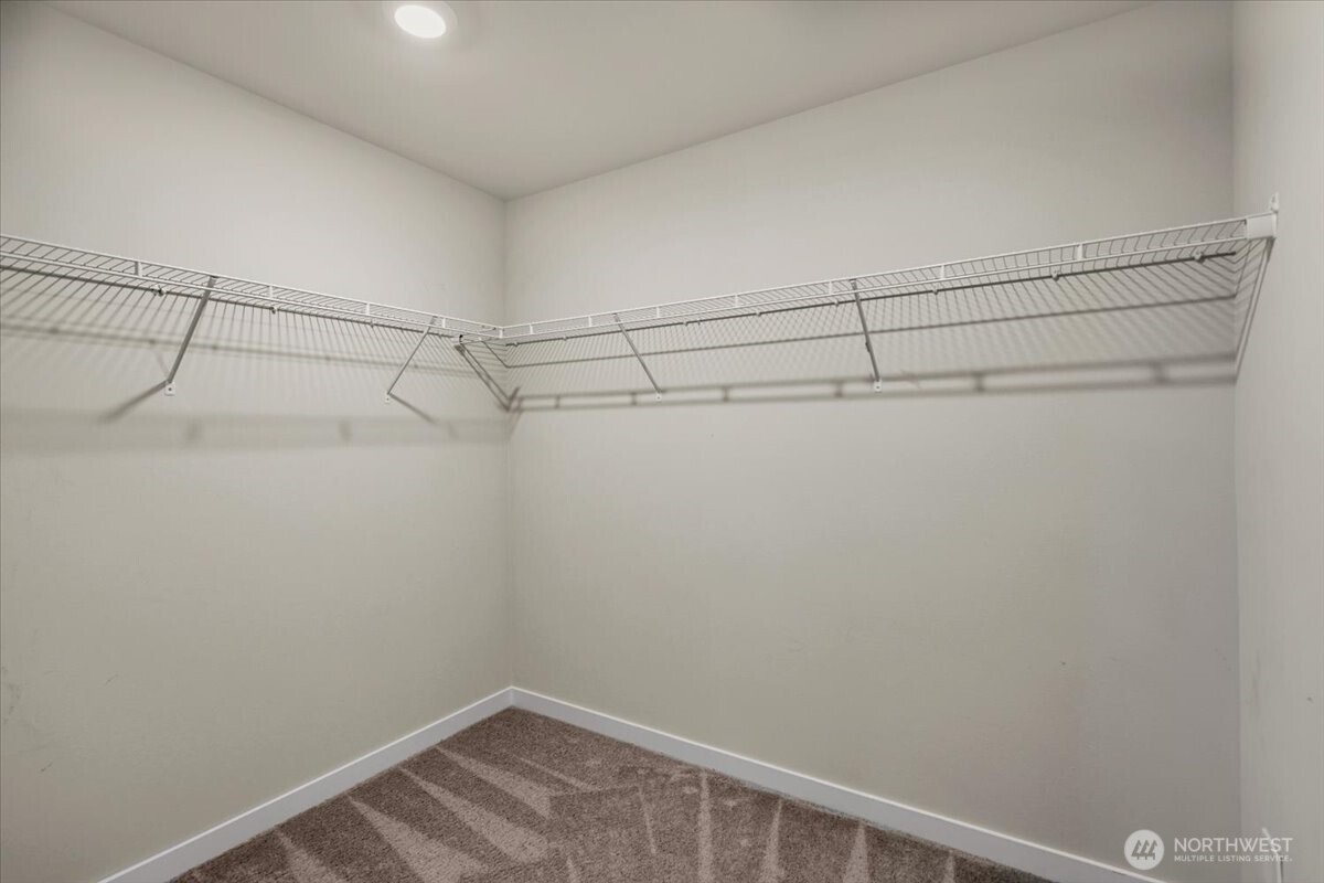 7709 208th Avenue Property Photo 22