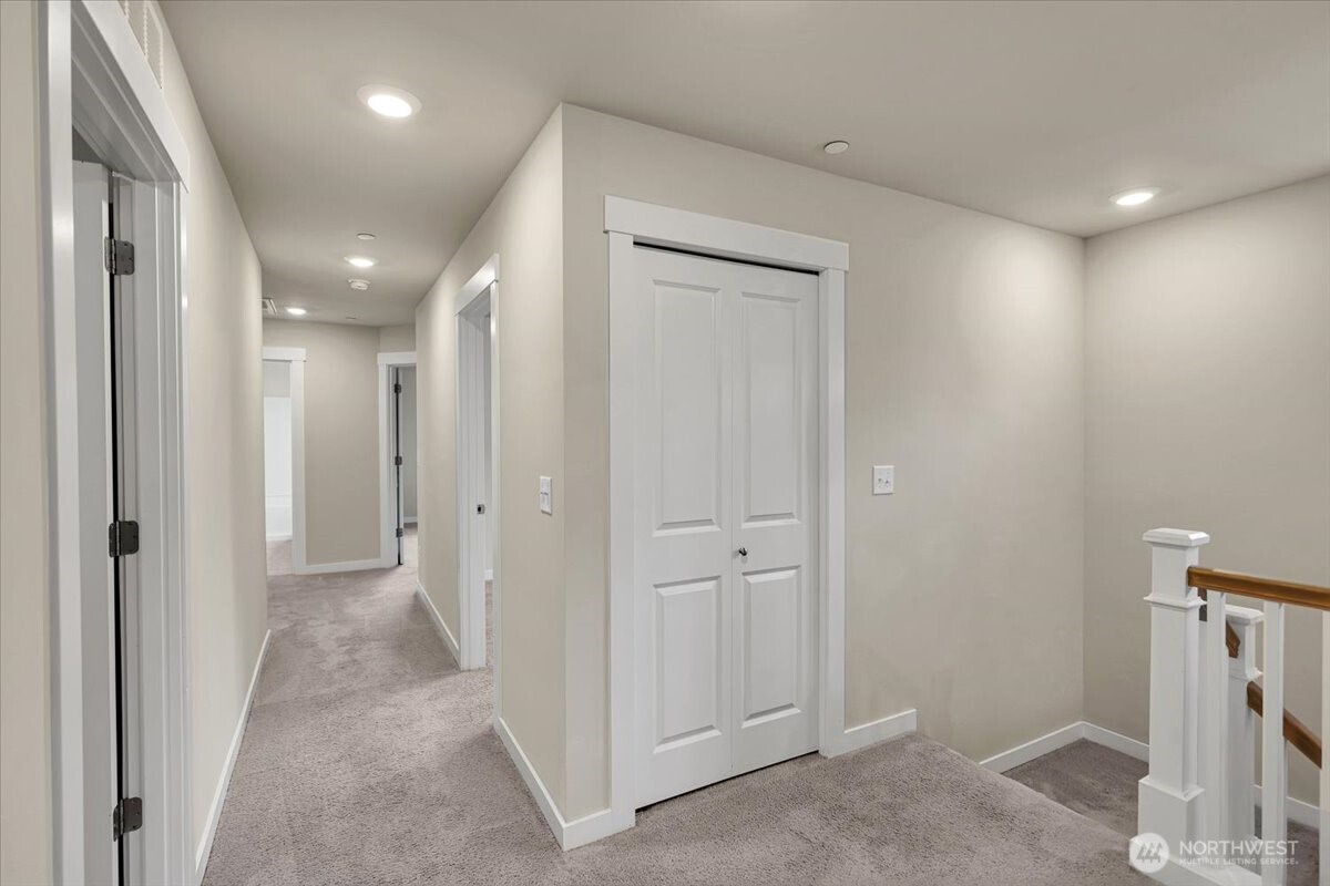 7709 208th Avenue Property Photo 23