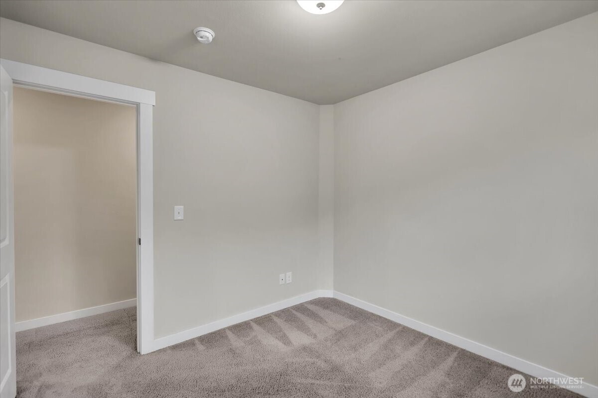 7709 208th Avenue Property Photo 26