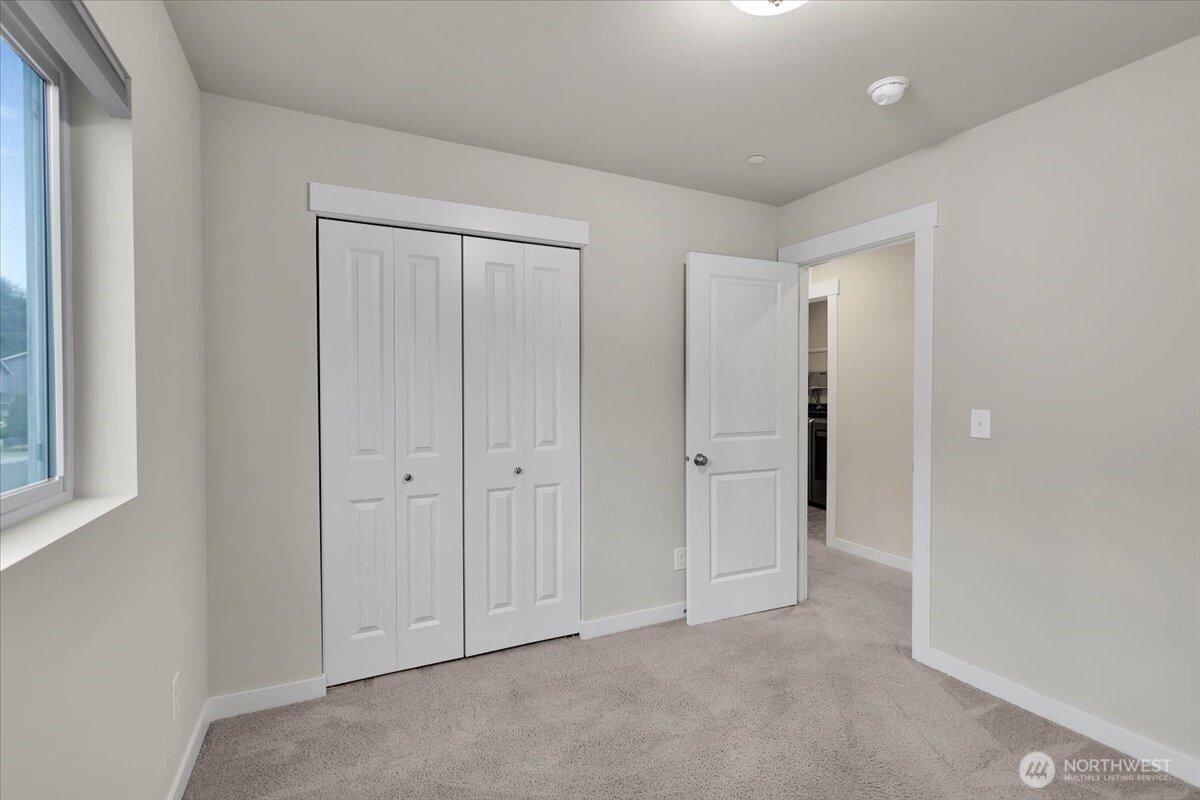 7709 208th Avenue Property Photo 27