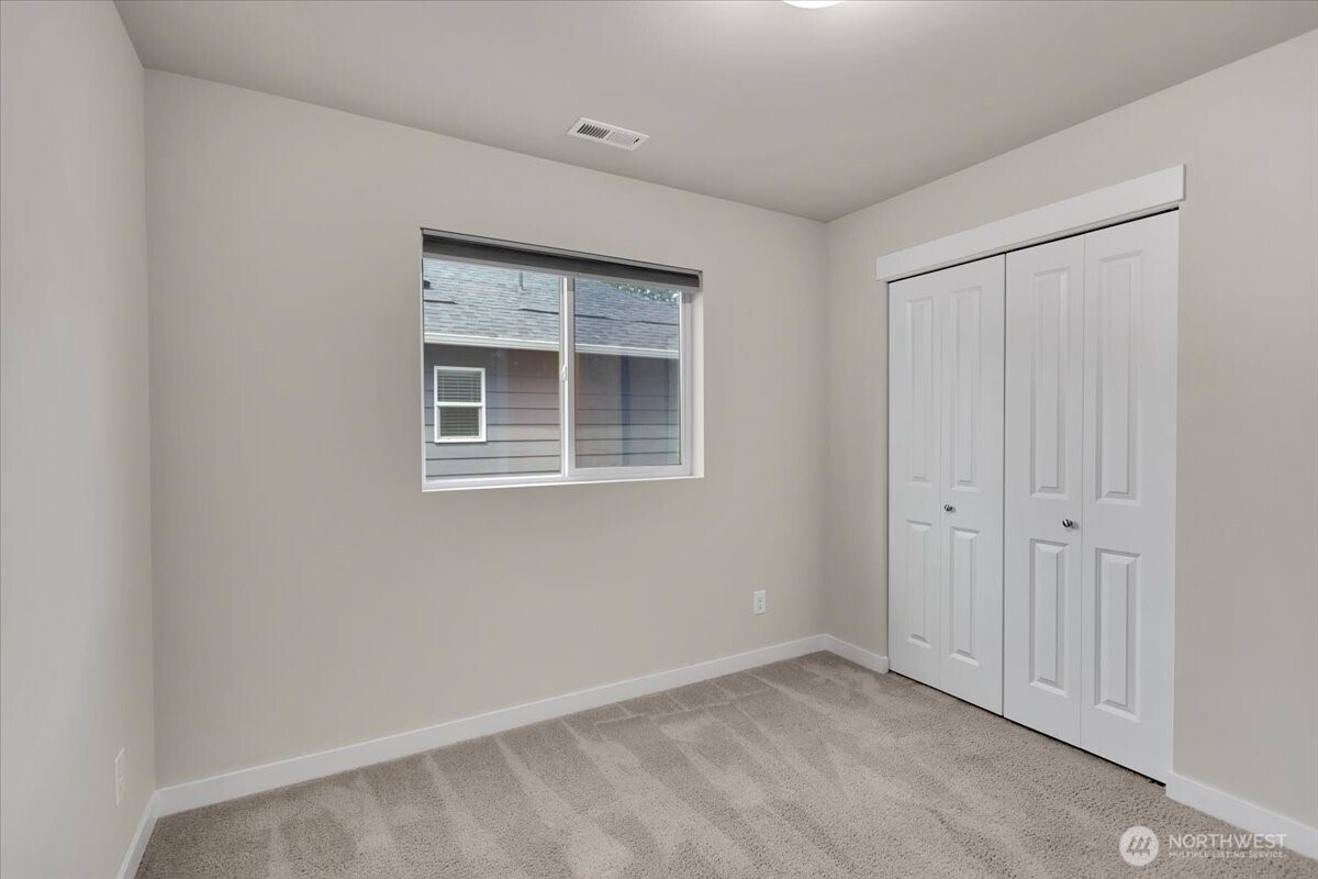 7709 208th Avenue Property Photo 28