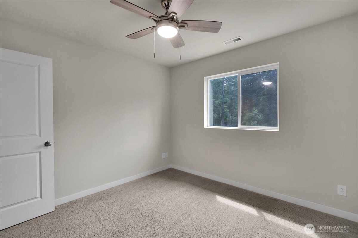 7709 208th Avenue Property Photo 30