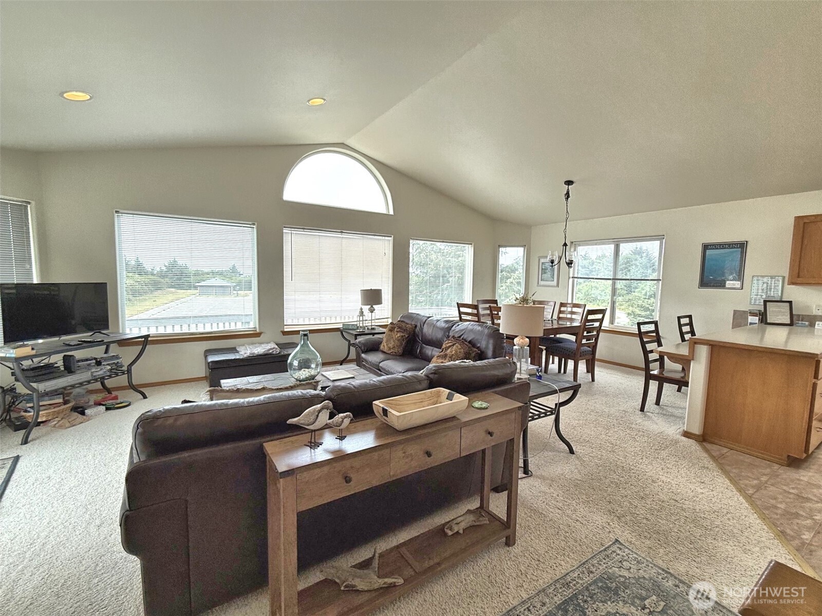 16 Ocean Boulevard Property Photo 4
