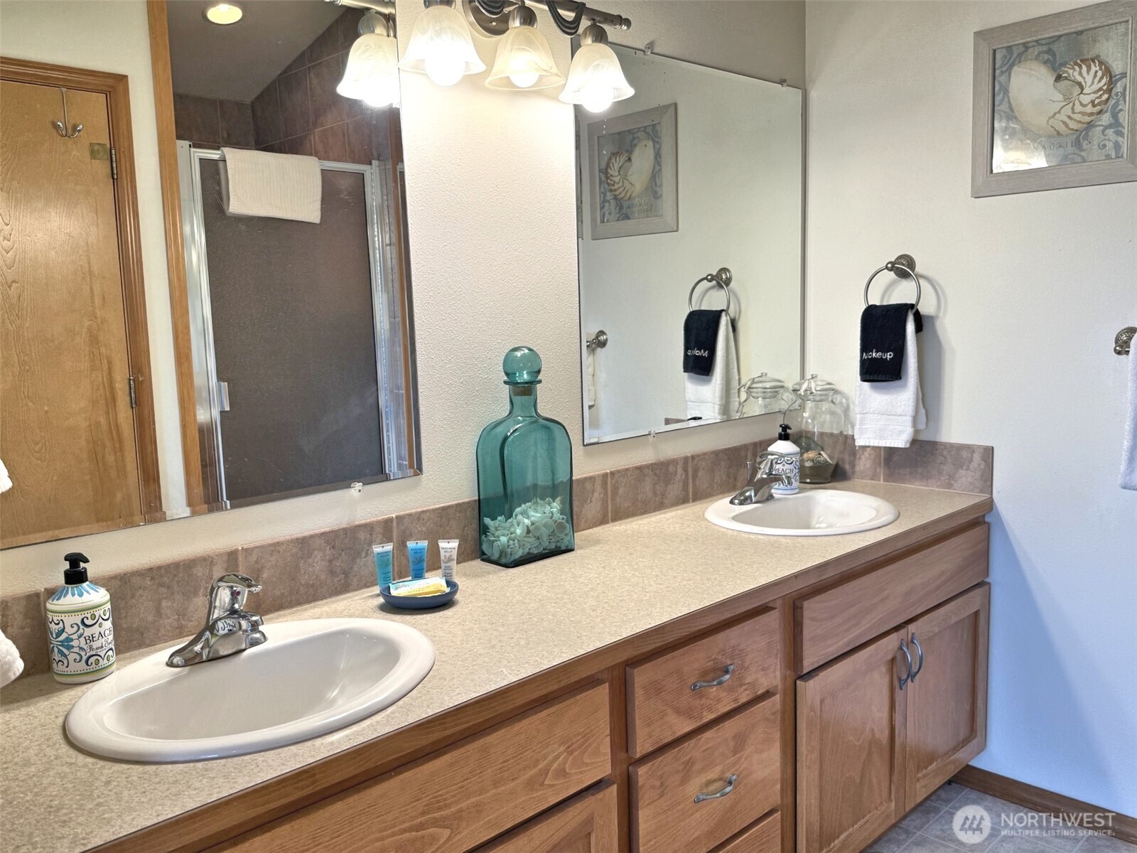 16 Ocean Boulevard Property Photo 15