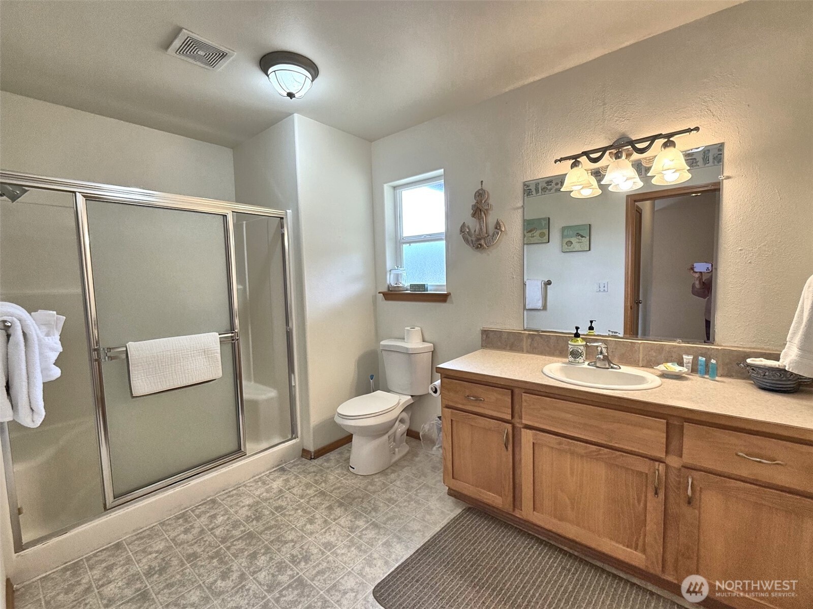 16 Ocean Boulevard Property Photo 17