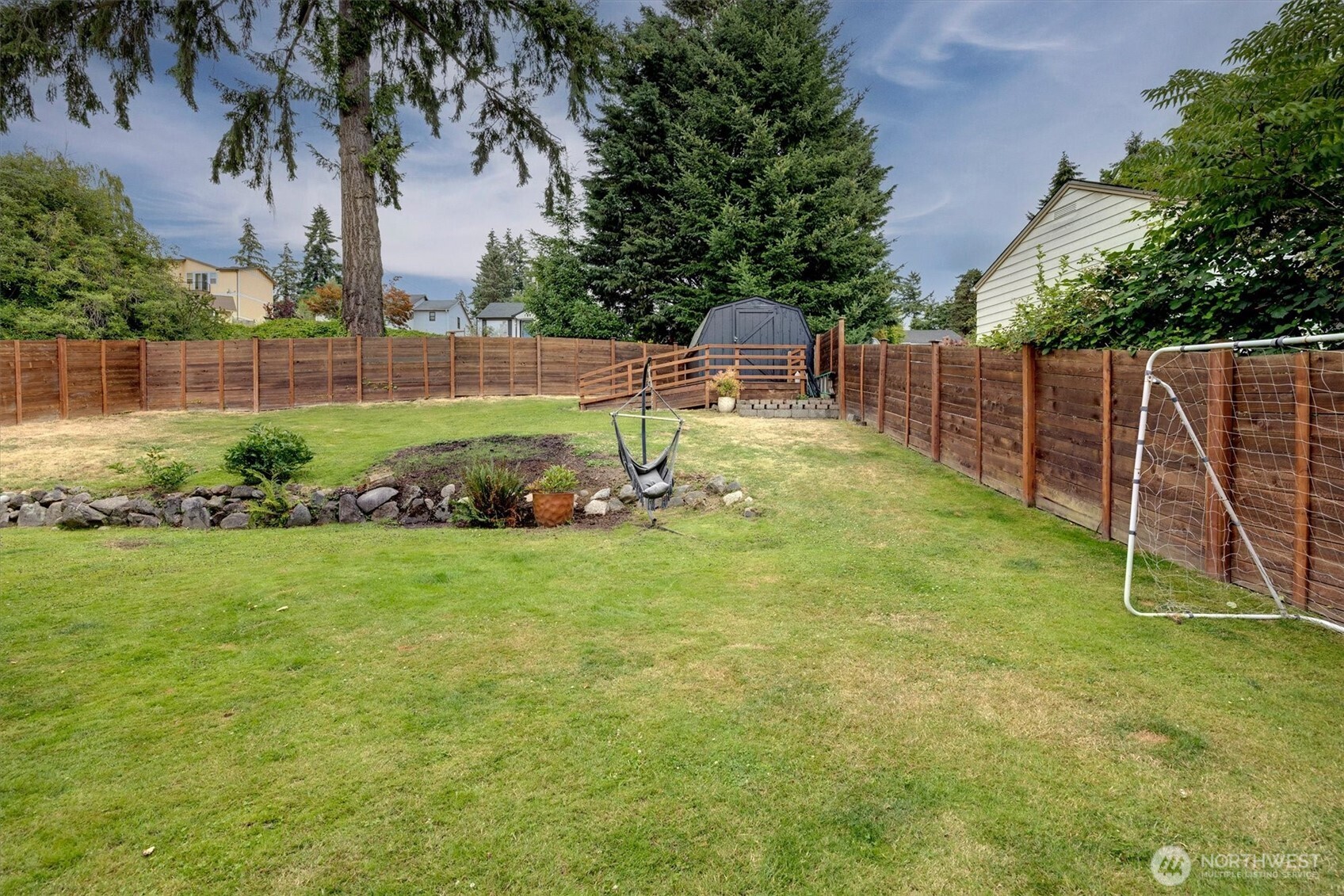 555 Windsor Place Property Photo 20