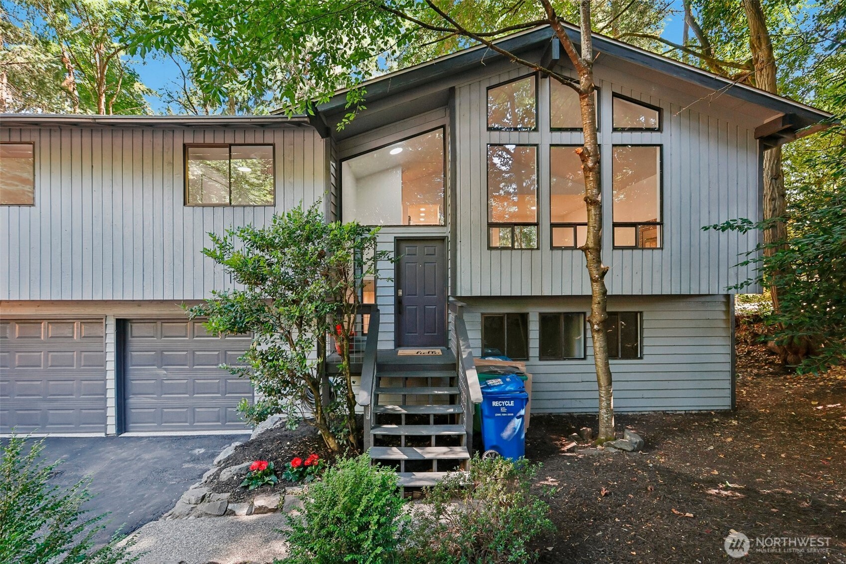 1508 Ne Brockman Place Property Photo 1
