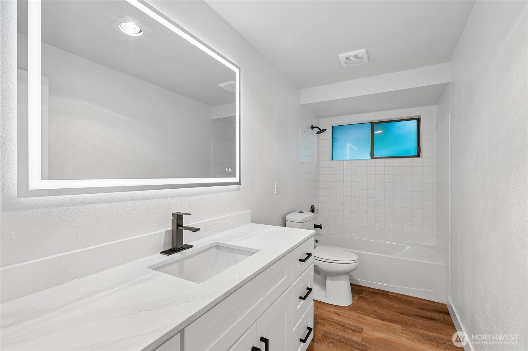1508 Ne Brockman Place Property Photo 15