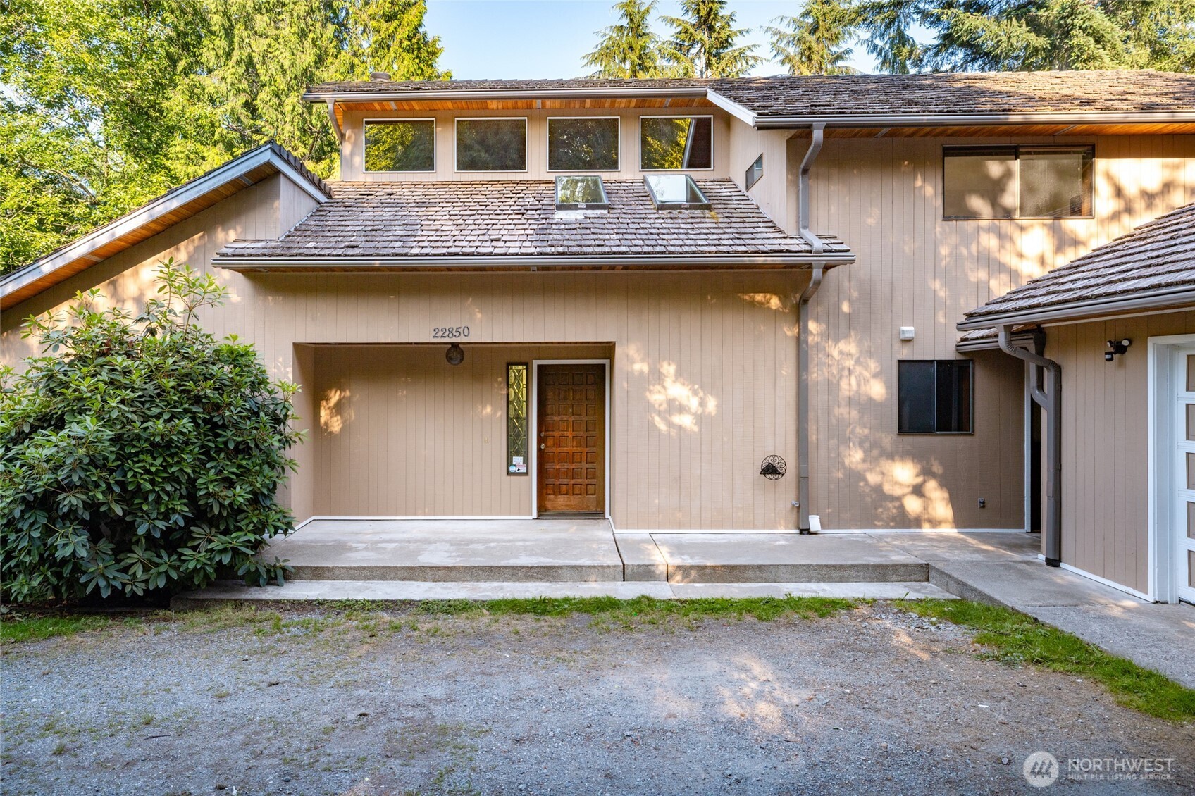 22850 Little Mountain Road Property Photo 2