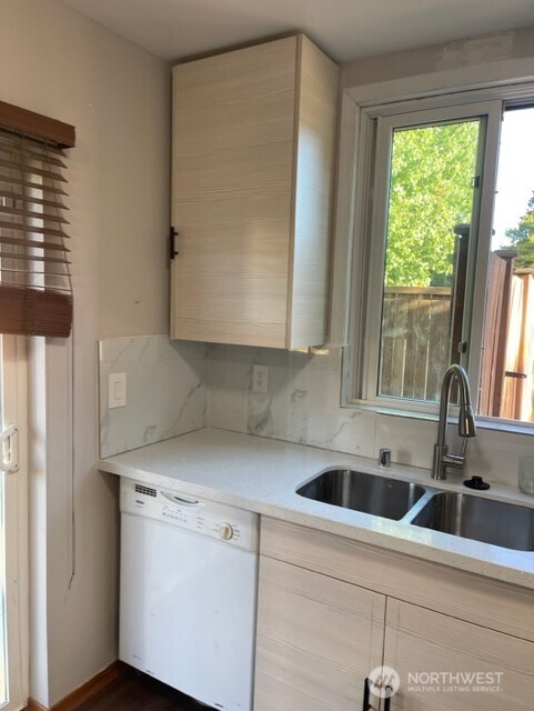 18339 71st Avenue Property Photo 25