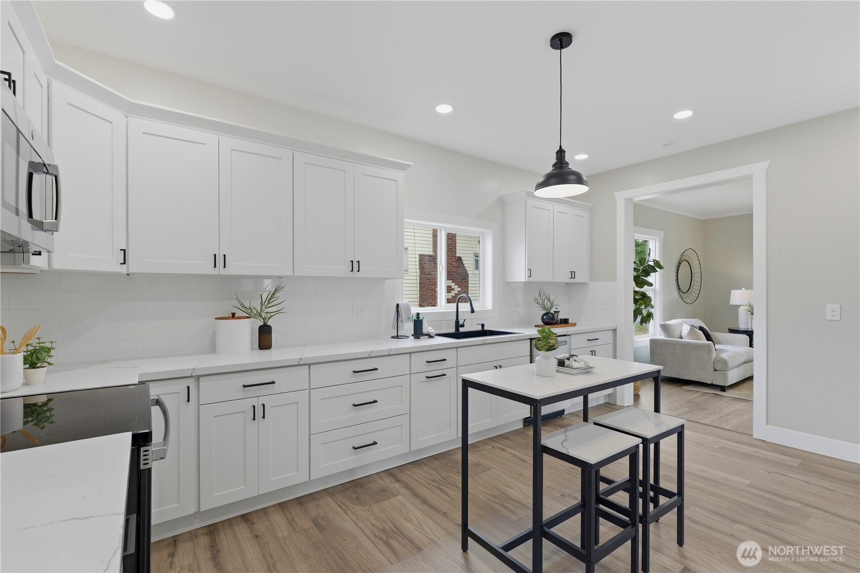 6110 S Park Avenue Property Photo 11