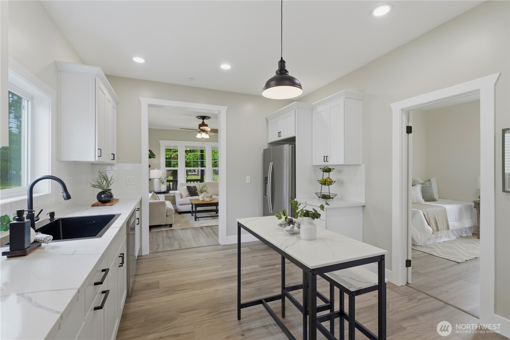 6110 S Park Avenue Property Photo 12
