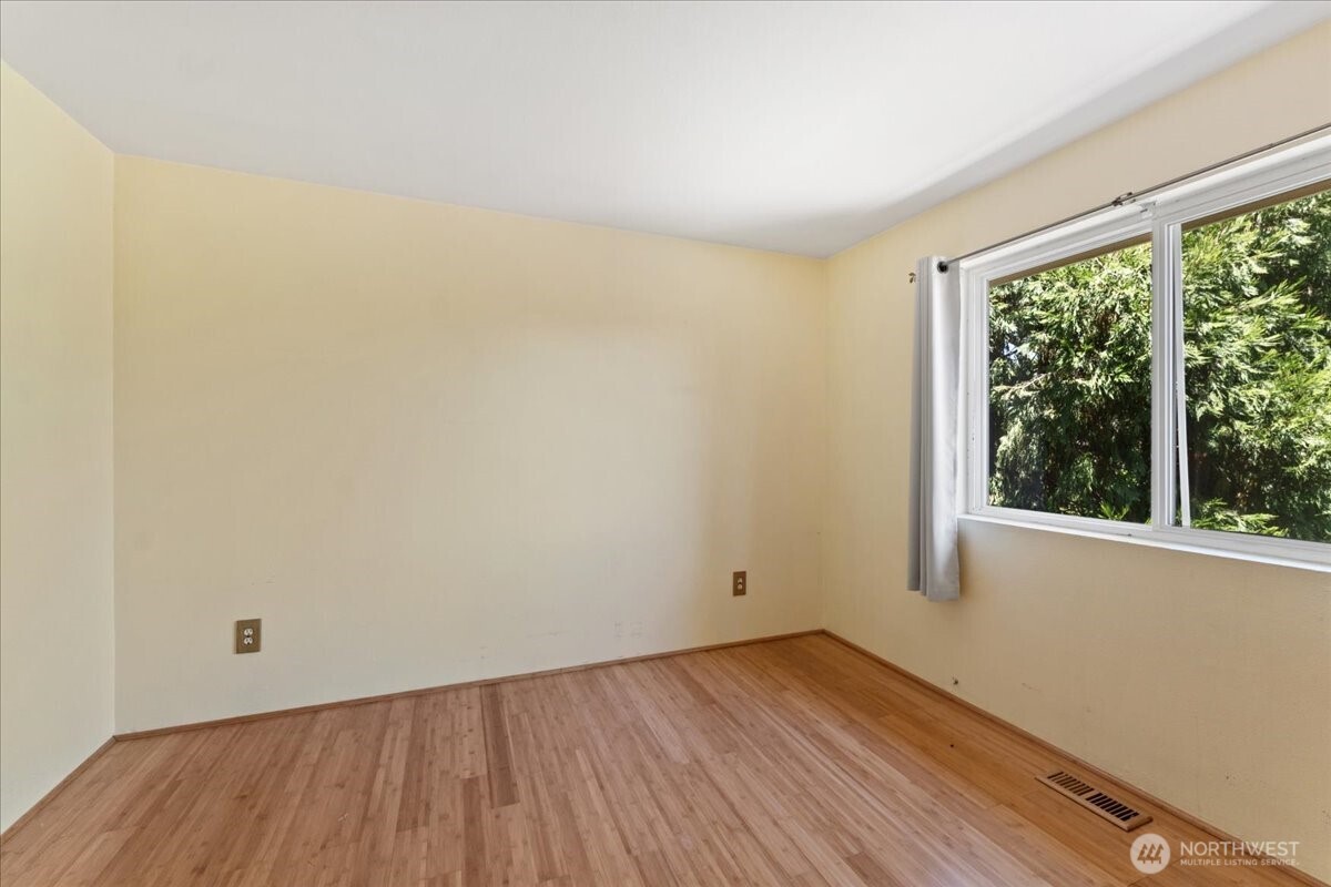 8803 63rd Avenue Property Photo 20
