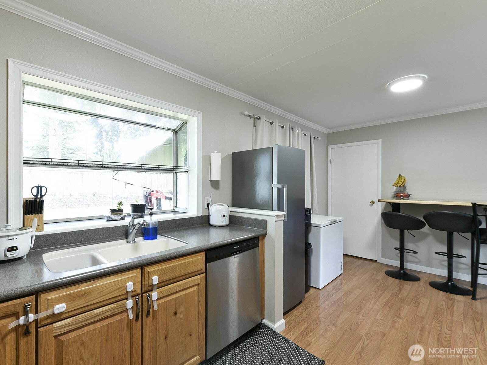 2612 N Street Property Photo 4