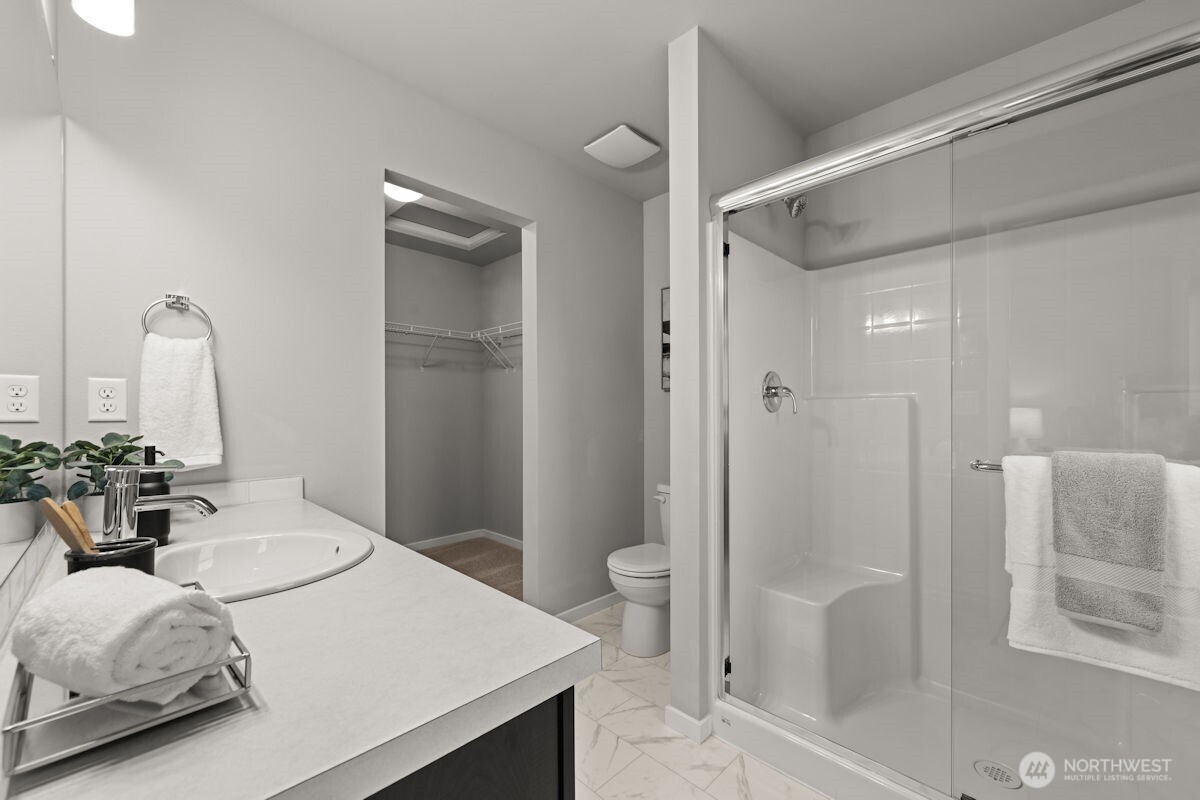 4466 74th Drive Property Photo 15