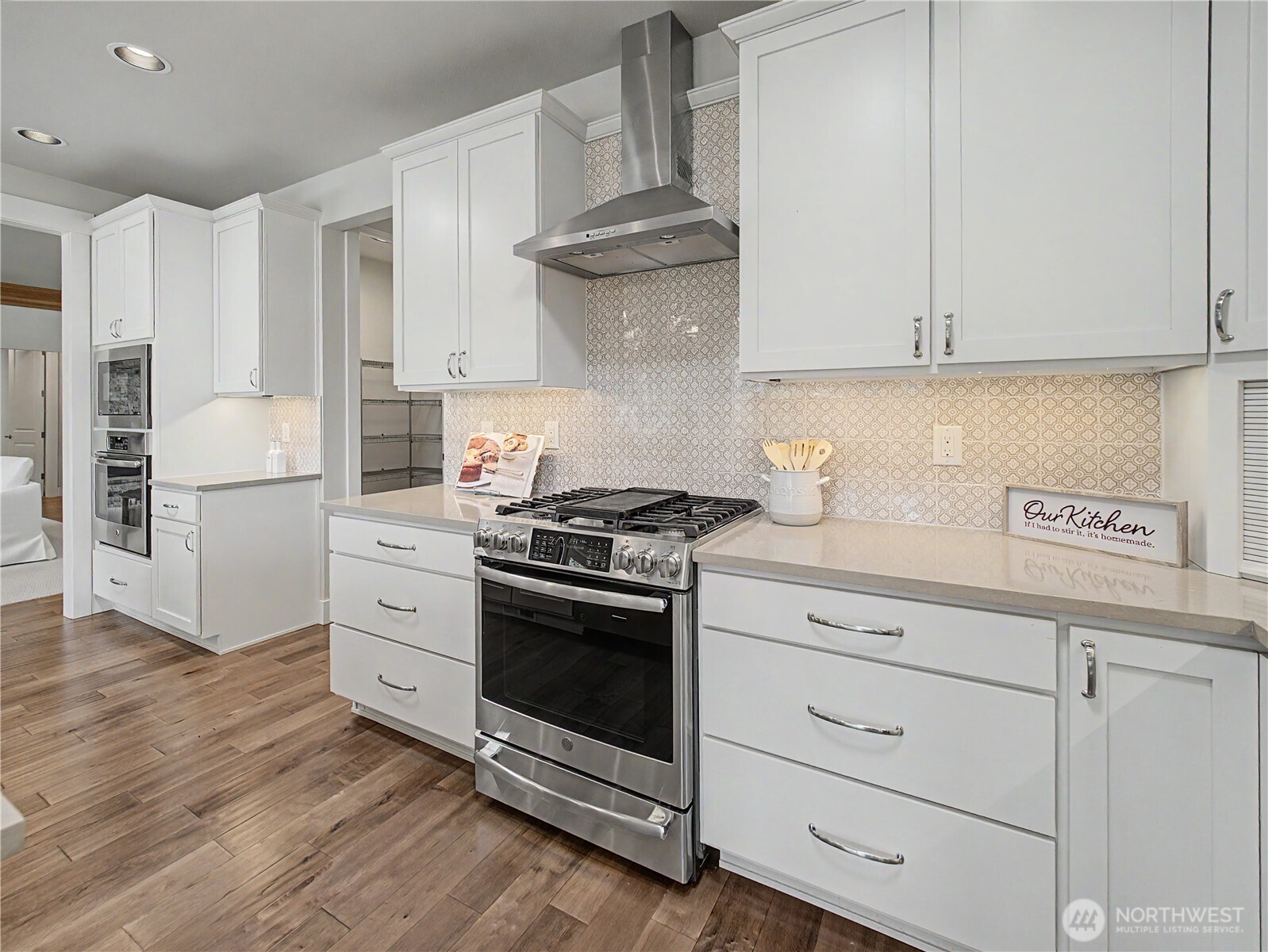 3284 Meadow Park Avenue Property Photo 12