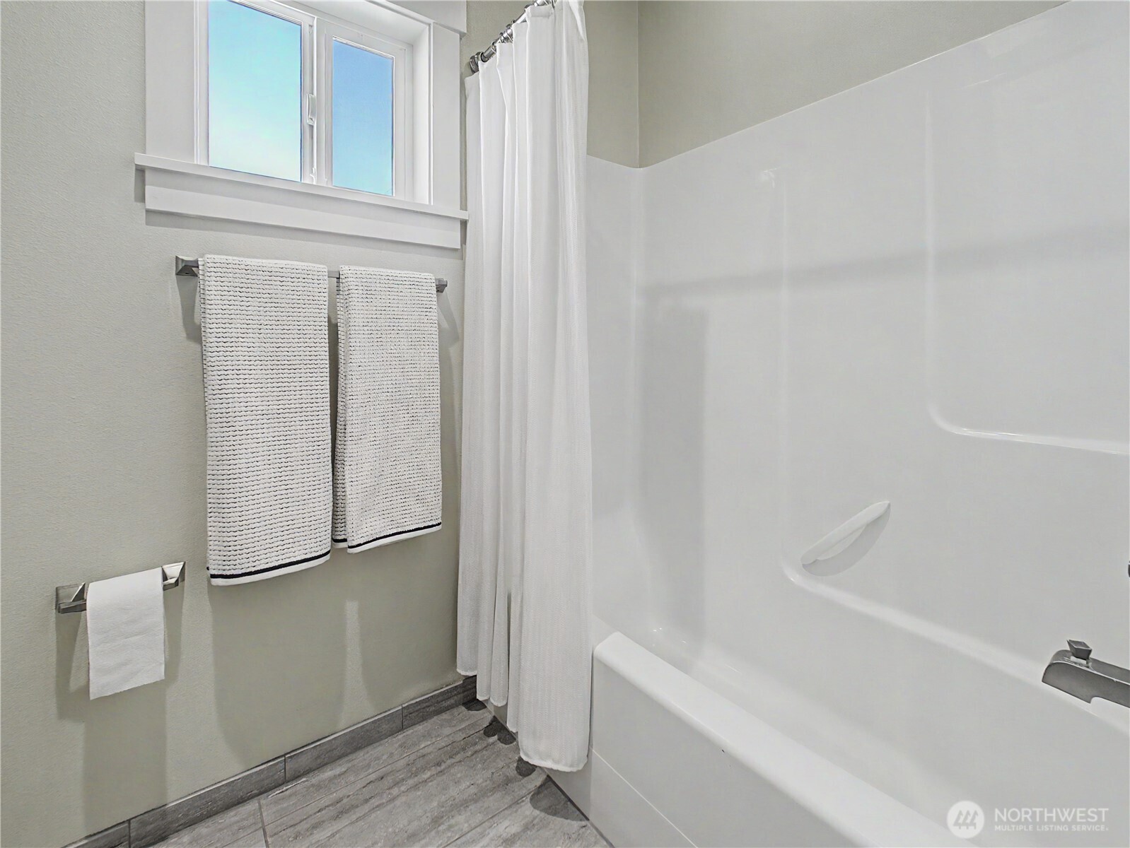 3284 Meadow Park Avenue Property Photo 26