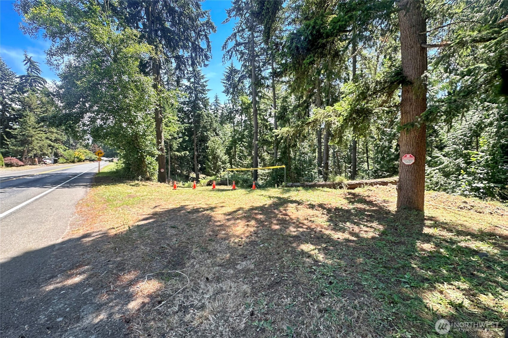 4302 W Tapps Drive Property Photo 4