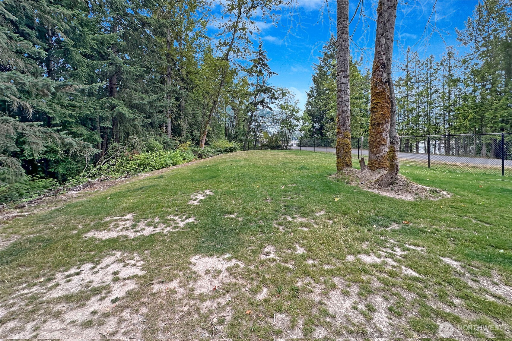 4302 W Tapps Drive Property Photo 39