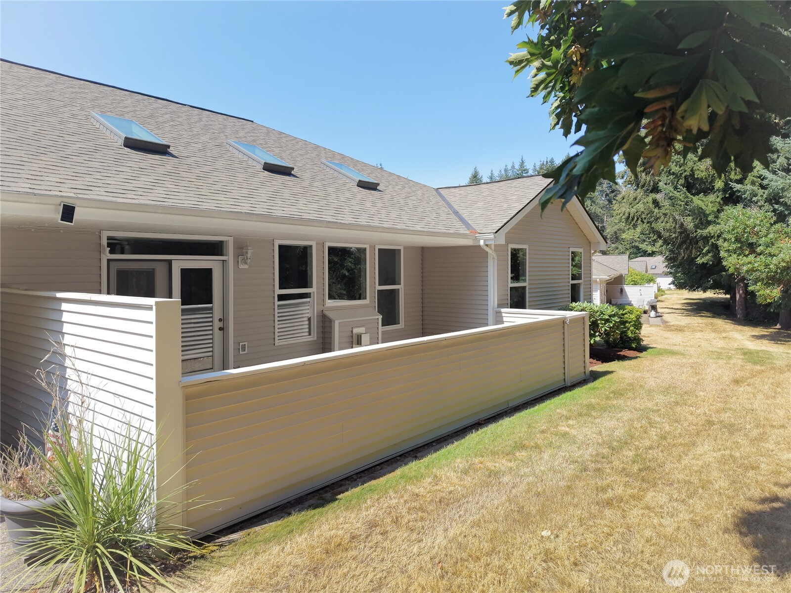 8819 69th Court St Property Photo 26