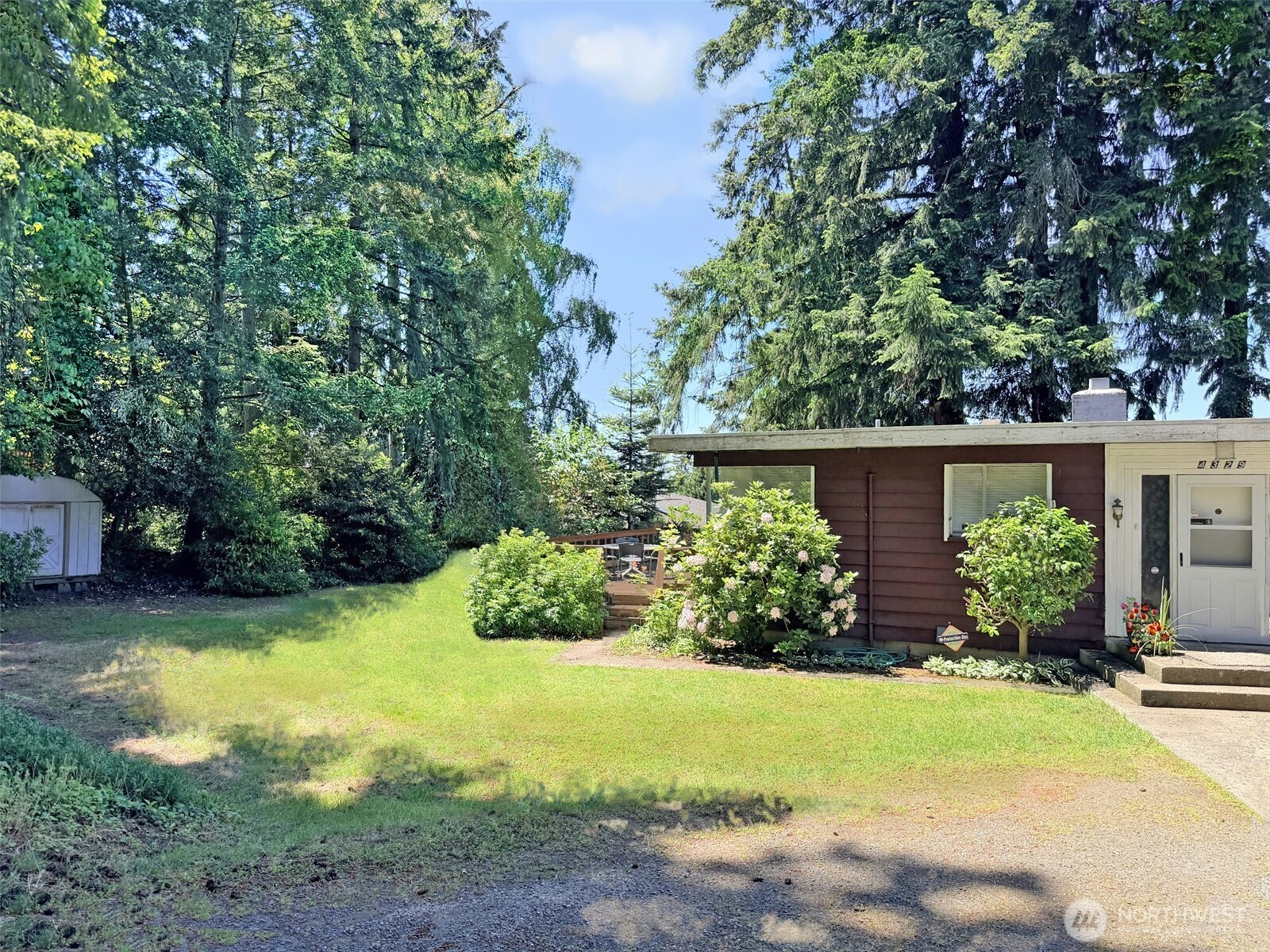 4329 86th Avenue Property Photo 3