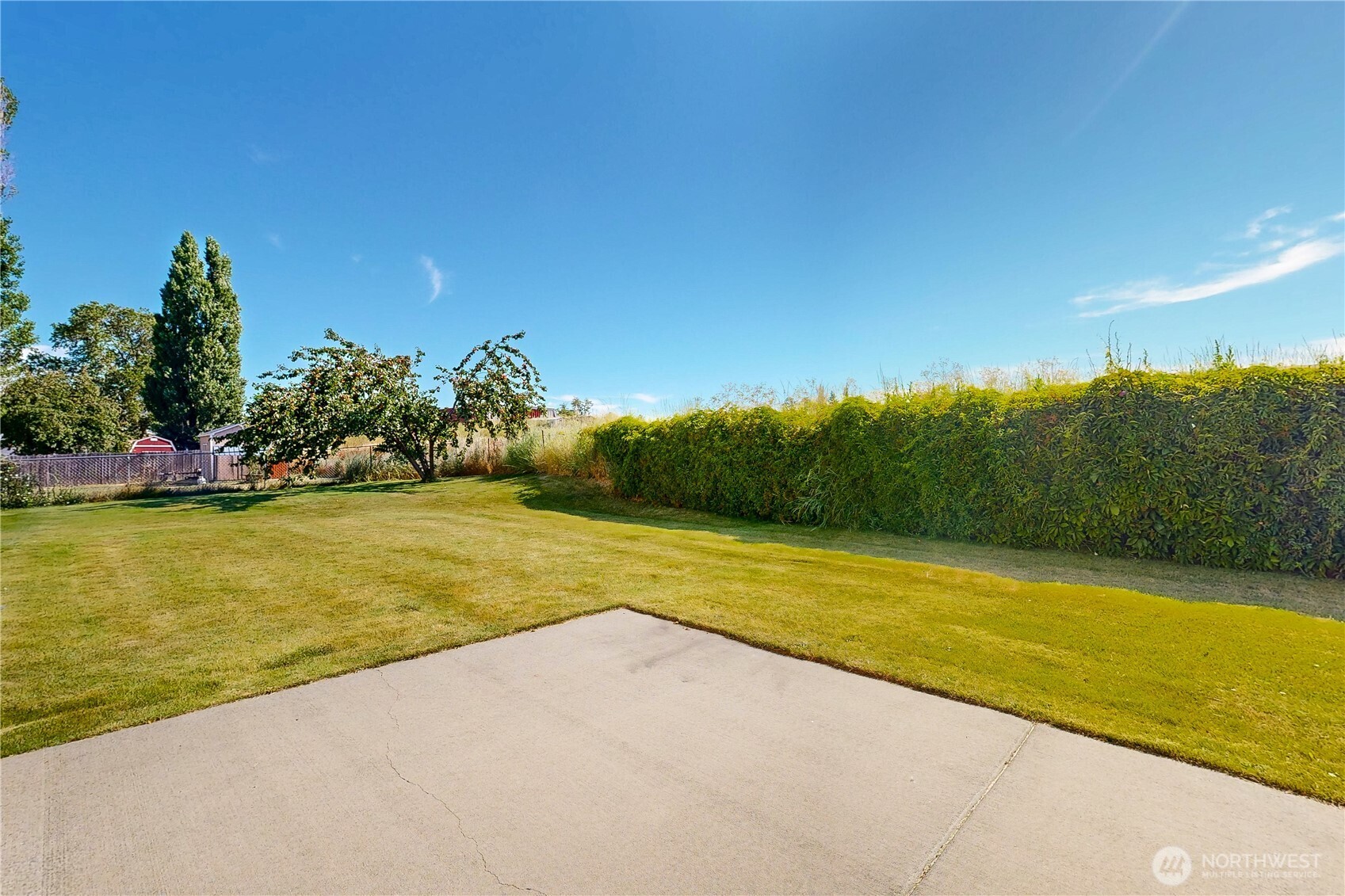 107 S Hill Street Property Photo 33