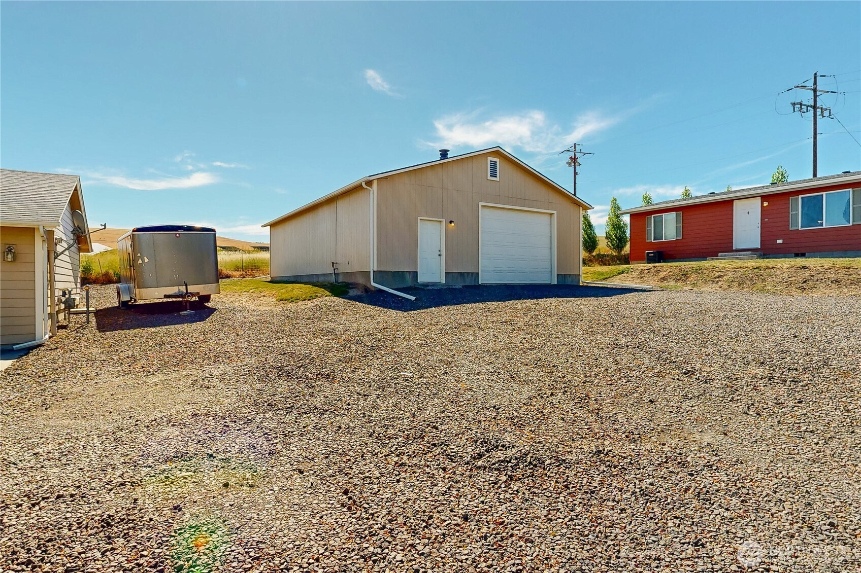 107 S Hill Street Property Photo 36