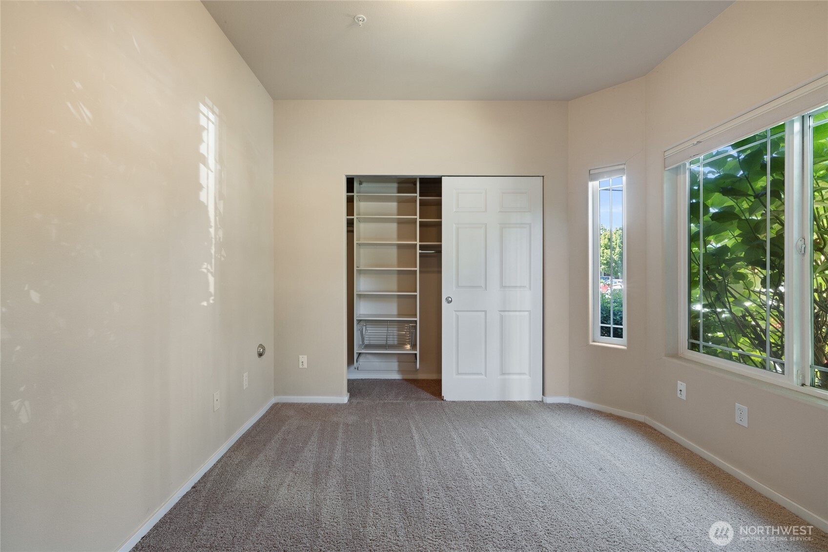 906 6th Avenue C Property Photo 7